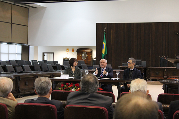 Comunidade jurídica prestigia 2º Ciclo de Palestras sobre Recursos Repetitivos e Repercussão Geral