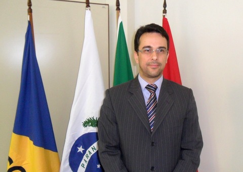 Juiz Aurênio Arantes de Moura, vice-presidente da AMAPAR, comenta resolução que institui Política Nacional de Atenção para o 1º grau