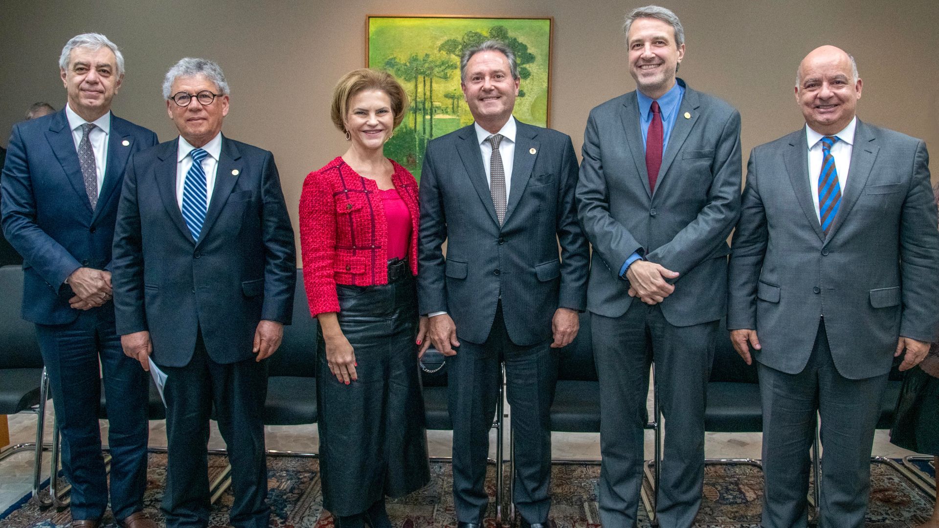 Vice-presidentes da AMAPAR prestigiam a posse de coordenadores das regiões administrativas do TJPR