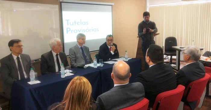 Cúpula do TJ-PR prestigia abertura do curso de Processo Civil da EMAP para juízes substitutos 