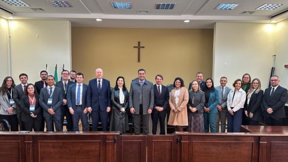 PROXIMIDADE - Presidente da AMAPAR prestigia encontro da cúpula do TJPR com a magistratura de Jacarezinho e região