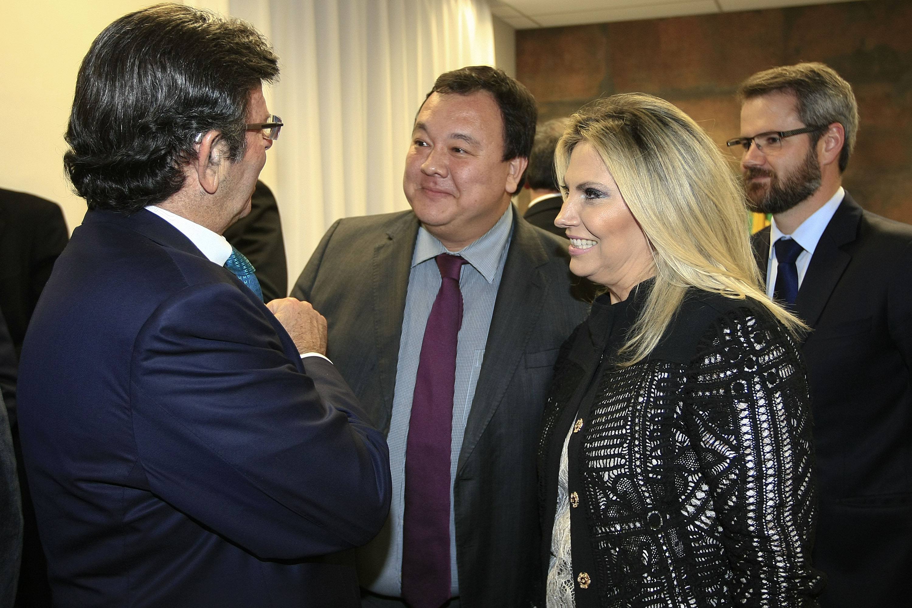 Ministro Luiz Fux recebe homenagem do TRE-PR e ressalta a missão do Judiciário em tempos atuais 