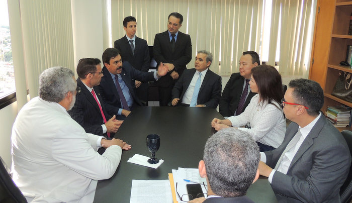 NORTE A SUL - Diretores da AMB fazem reunião com parlamentares de Manaus para debater pautas que interessam magistrados