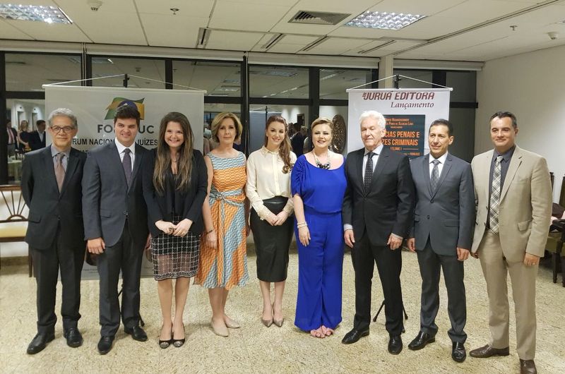 Obra “Ciências Penais e Juízes Criminais” representa importante contribuição da magistratura paranaense à doutrina