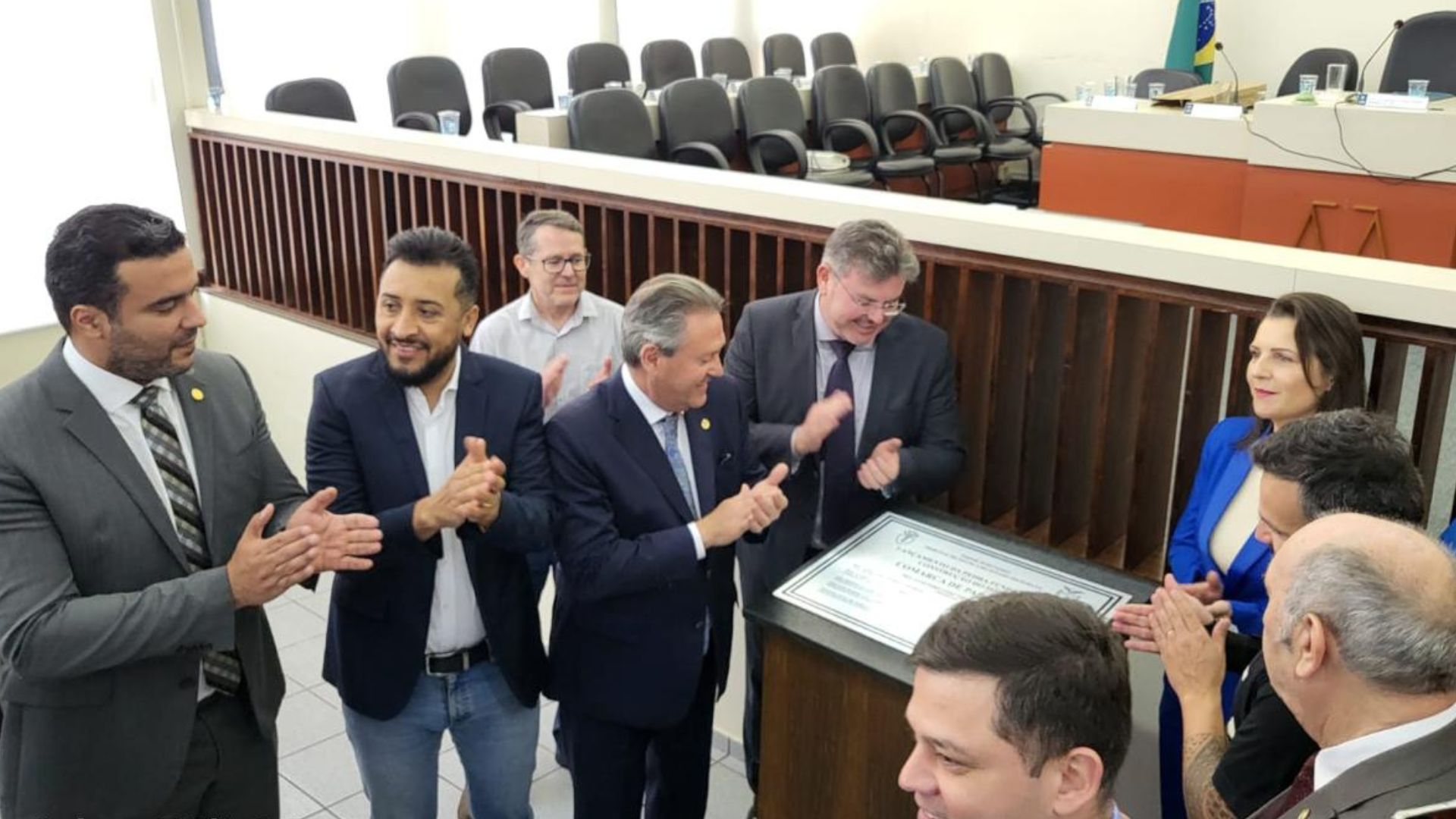 Presidente da AMAPAR prestigia o lançamento da pedra fundamental para a construção do novo fórum de Paranavaí 