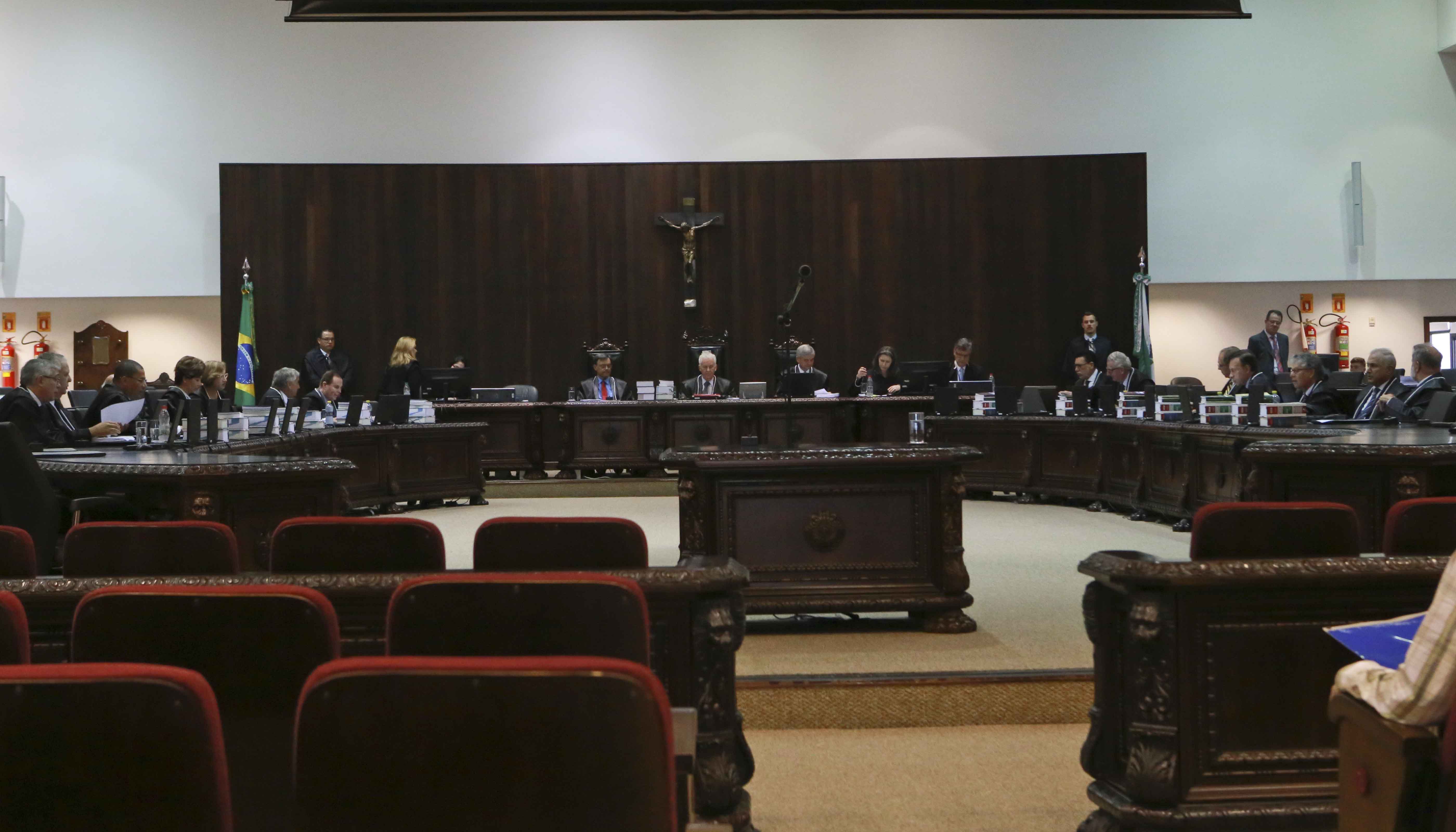 Repasse do orçamento abaixo da inflação, falta de esclarecimentos do Governo e segurança dos magistrados rendem debates no Órgão Especial 