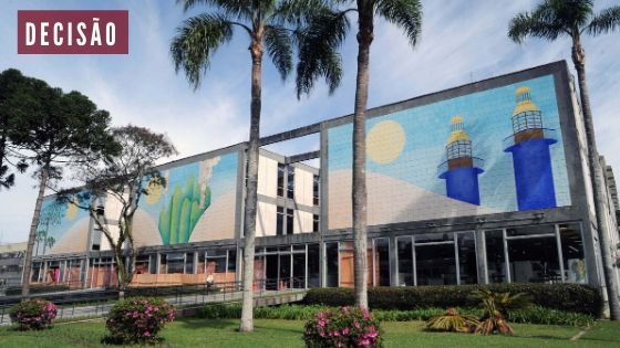 Juíza suspende manifestações que incitem aglomerações em Curitiba 