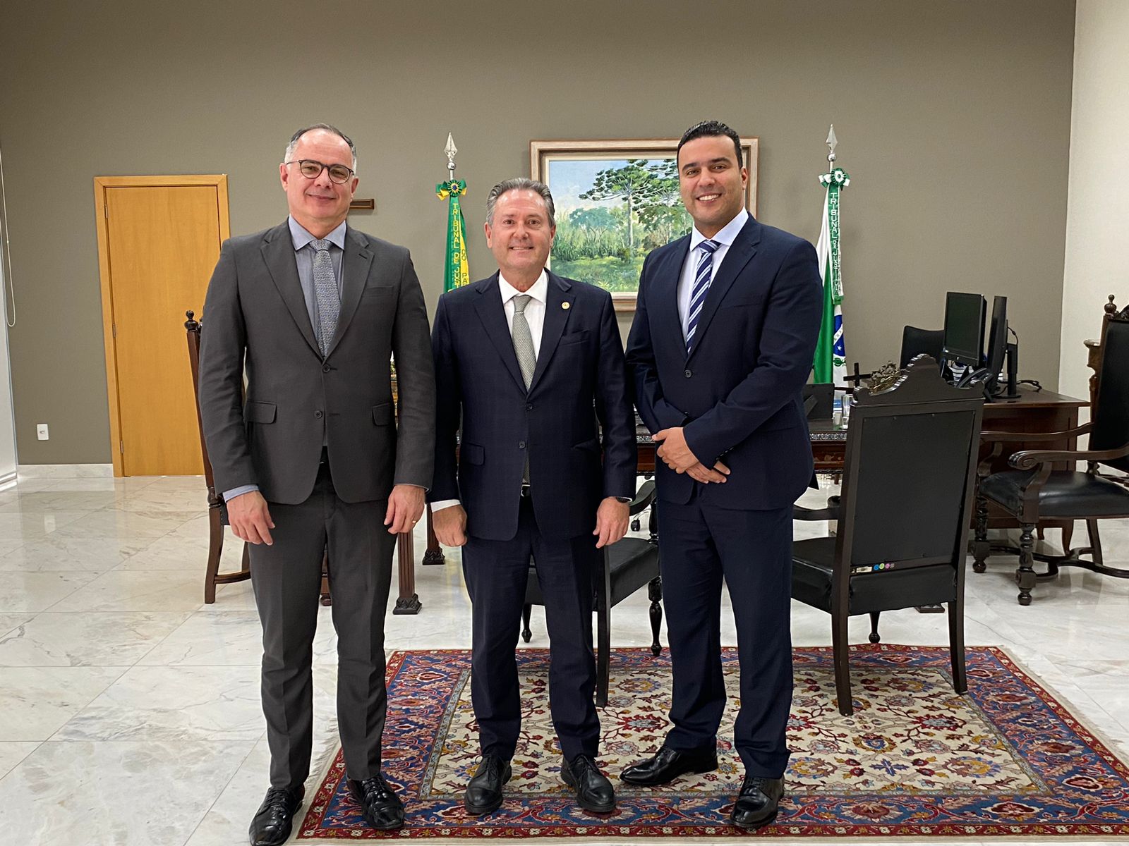 Presidentes debatem pautas da magistratura durante reunião no TJPR 