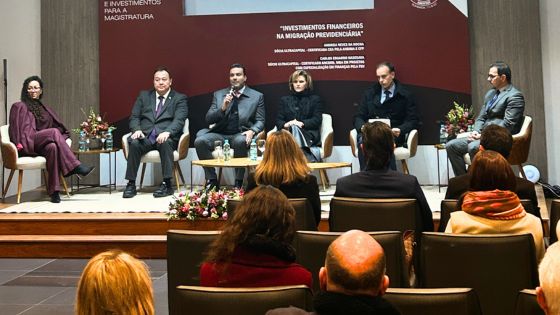Terceira edição do ciclo de palestras da AMAPAR sobre previdência traz dicas sobre investimentos 